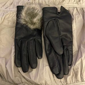 Leather gloves